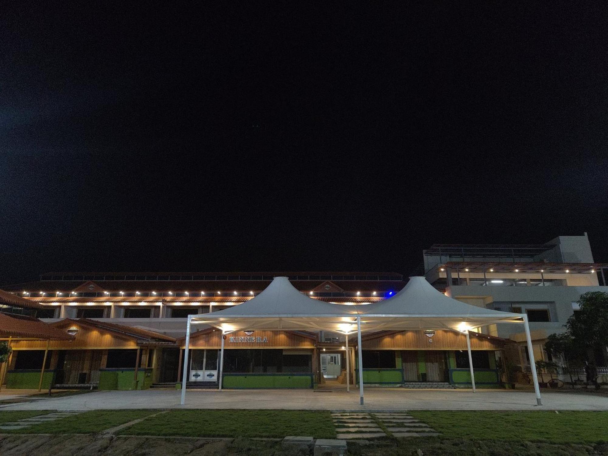 Yanam Resorts Ngoại thất bức ảnh