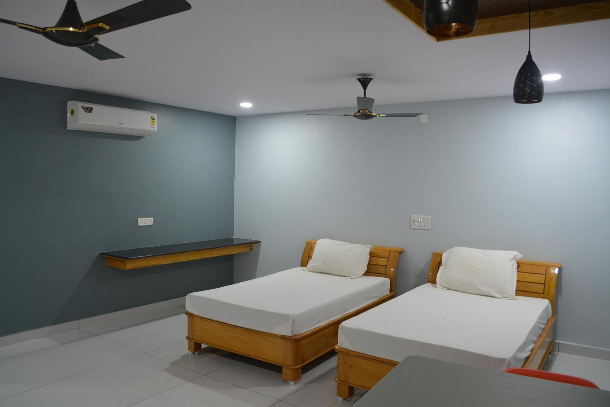Yanam Resorts Ngoại thất bức ảnh