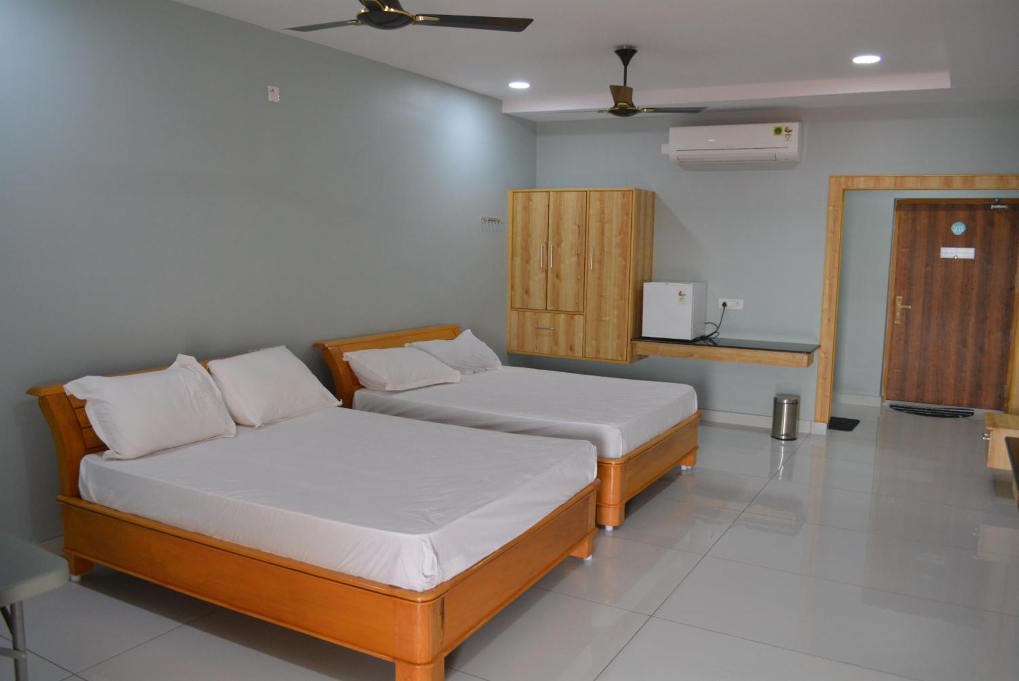 Yanam Resorts Ngoại thất bức ảnh