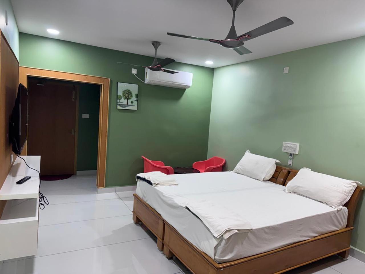 Yanam Resorts Ngoại thất bức ảnh